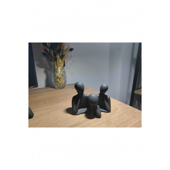 Siyah aile biblo tek çocuklu