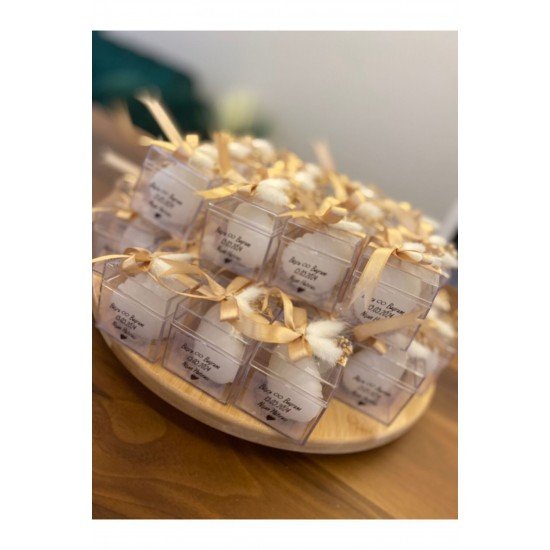 Süslemeli Isimli Mika Kutulu Istiridye Mum Söz Kına Nişan Hediyelik Şekerlik (15 Adet )