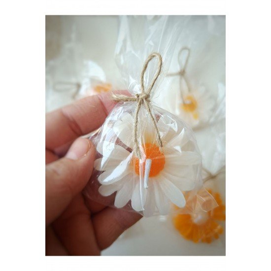 10 adet poşetli isimli papatya mum. Düğün nişan söz Yeni Doğan Hediyelik mevlit doğum günü