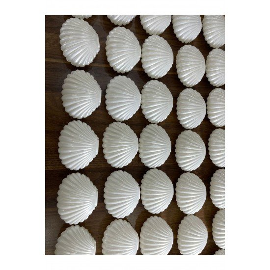 Kutulu istiridye Mum Düğün, Nişan,Söz ,Kına , Mevlüt , Doğum günü , Hediyelik Mum ve istiridye 25 AD