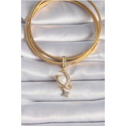 Özel Pirinç Gold Renk Zirkon Taş Detaylı Hilal Model Sallantı İncili Ajda Charm Fırsat!!!