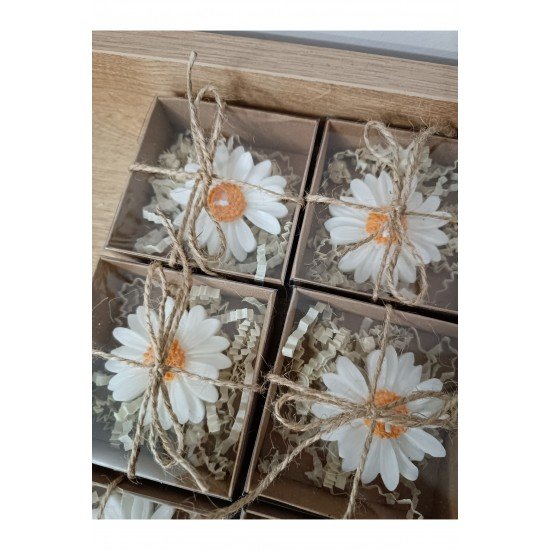 Kraft Kutulu Hediyelik Yüzen Papatya Mum, Nikah Şekeri, Kına, Söz, Nişan, Nikah (3 adet)