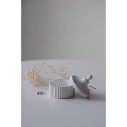 Dekoratif Kapaklı Takı Kutusu | Beyaz