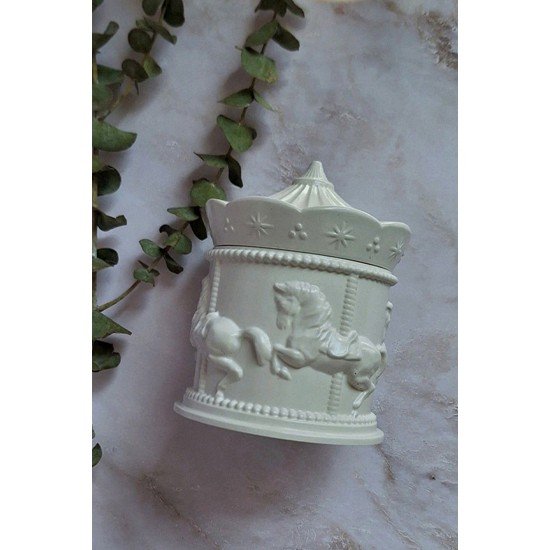 Atlı Karınca Carousel Amber Kokulu Soya Mum