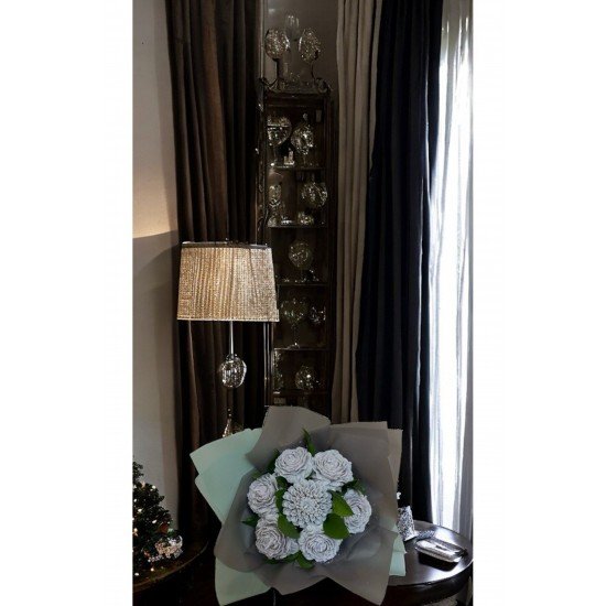 Gri Şakayık Buket Mum (SANDAL, LAVANTA, GÜL, NAR, ÇİKOLATA) Kokulu Mum %100 Soya Wax