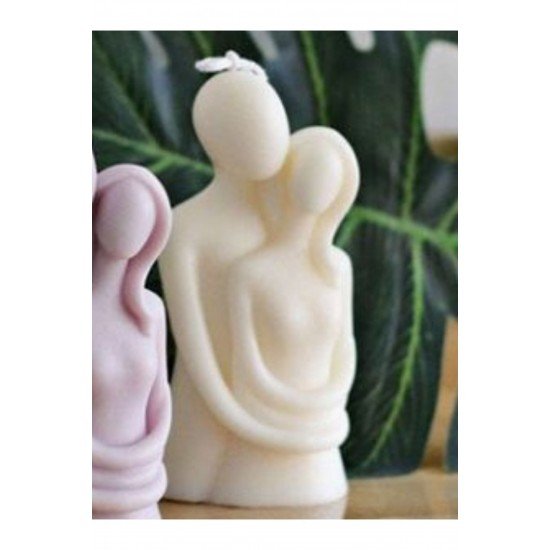 Sarılan Çift Figürlü Vanilya Kokulu Dekoratif Mum - Beyaz Ve Lila (HANDMADE DECORATİVE CANDLE)
