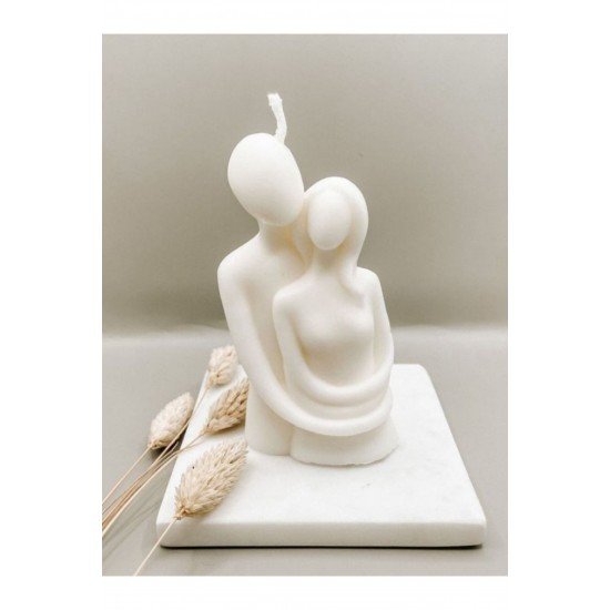 Sarılan Çift Figürlü Vanilya Kokulu Dekoratif Mum (HANDMADE DECORATİVE CANDLE)