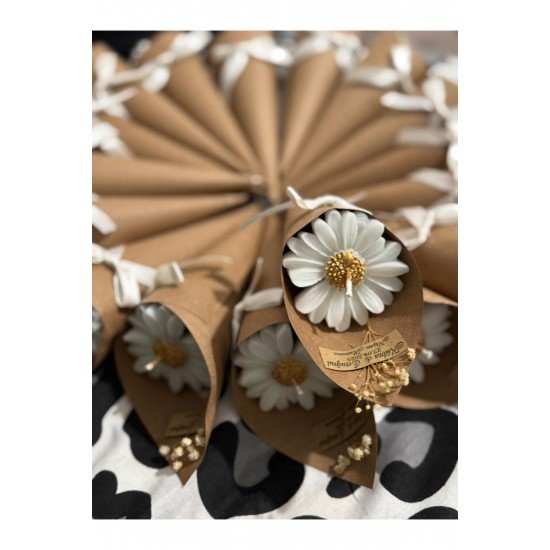 Hediyelik Nişan Düğün Kına Doğumgünü Için Istiridye Mum 12 Adet