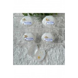 İstiridye Kutuda Mum Hediyelik – Kişiye Özel Etiketli, İnci & Deniz Yıldızı Süslemeli (10 Adet)