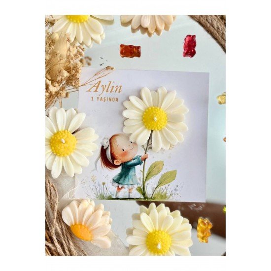 25 Adet Özel Tasarlanmış Kart Ve Papatya Mum. Bebek Doğum, Babyshower, Doğum Günü, Hediyelik