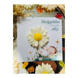 25 Adet Özel Tasarlanmış Kart Ve Papatya Mum. Bebek Doğum, Babyshower, Doğum Günü, Hediyelik