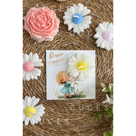 10 Adet Özel Tasarlanmış Kart Ve Papatya Mum. Bebek Doğum, Babyshower, Doğum Günü, Hediyelik