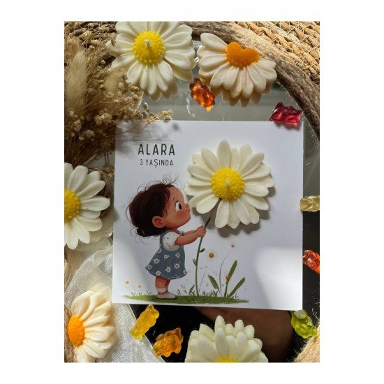 10 Adet Özel Tasarlanmış Kart Ve Papatya Mum. Bebek Doğum, Babyshower, Doğum Günü, Hediyelik