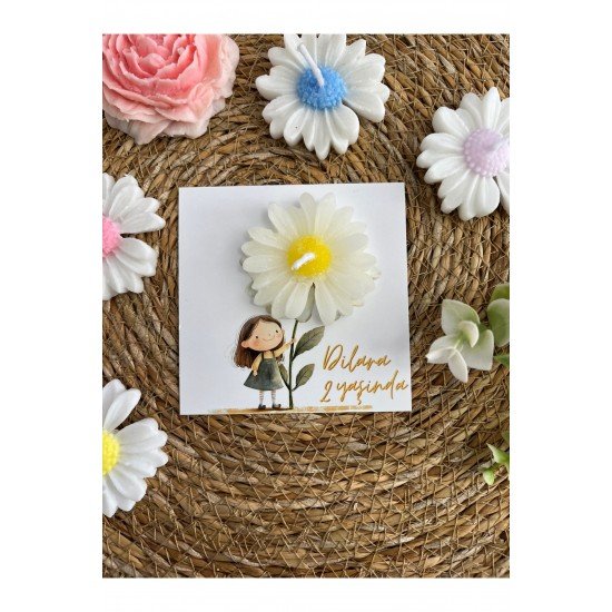 10 Adet Özel Tasarlanmış Kart Ve Papatya Mum. Bebek Doğum, Babyshower, Doğum Günü, Hediyelik